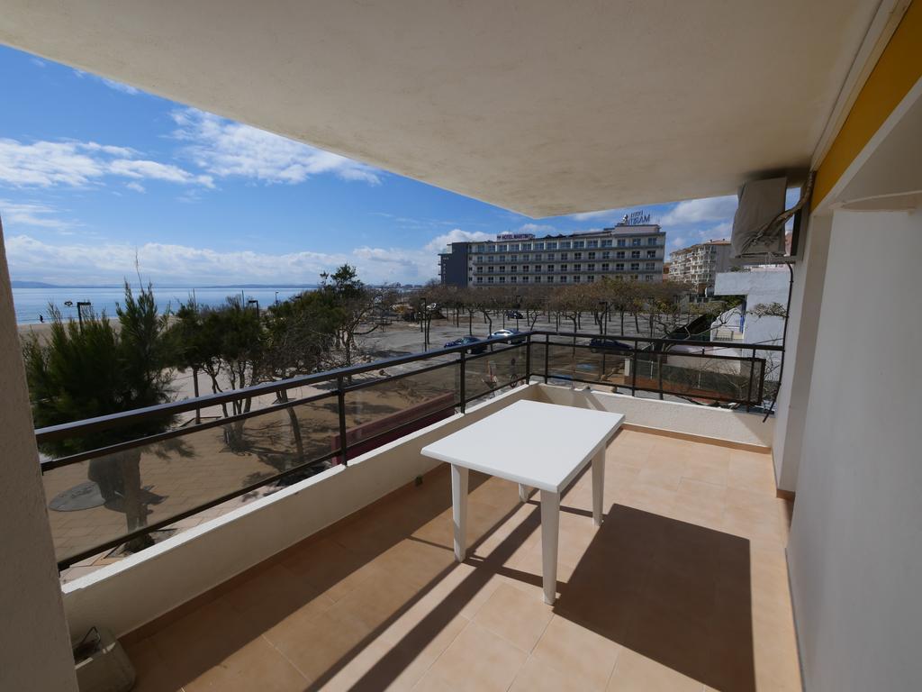 Inmosantos Oasis A1 Apartment Росес Екстериор снимка